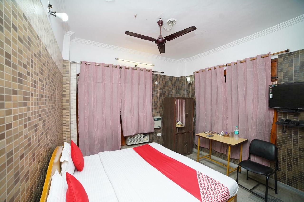 Oyo 39543 Hotel Kk Pantnagar Exteriör bild