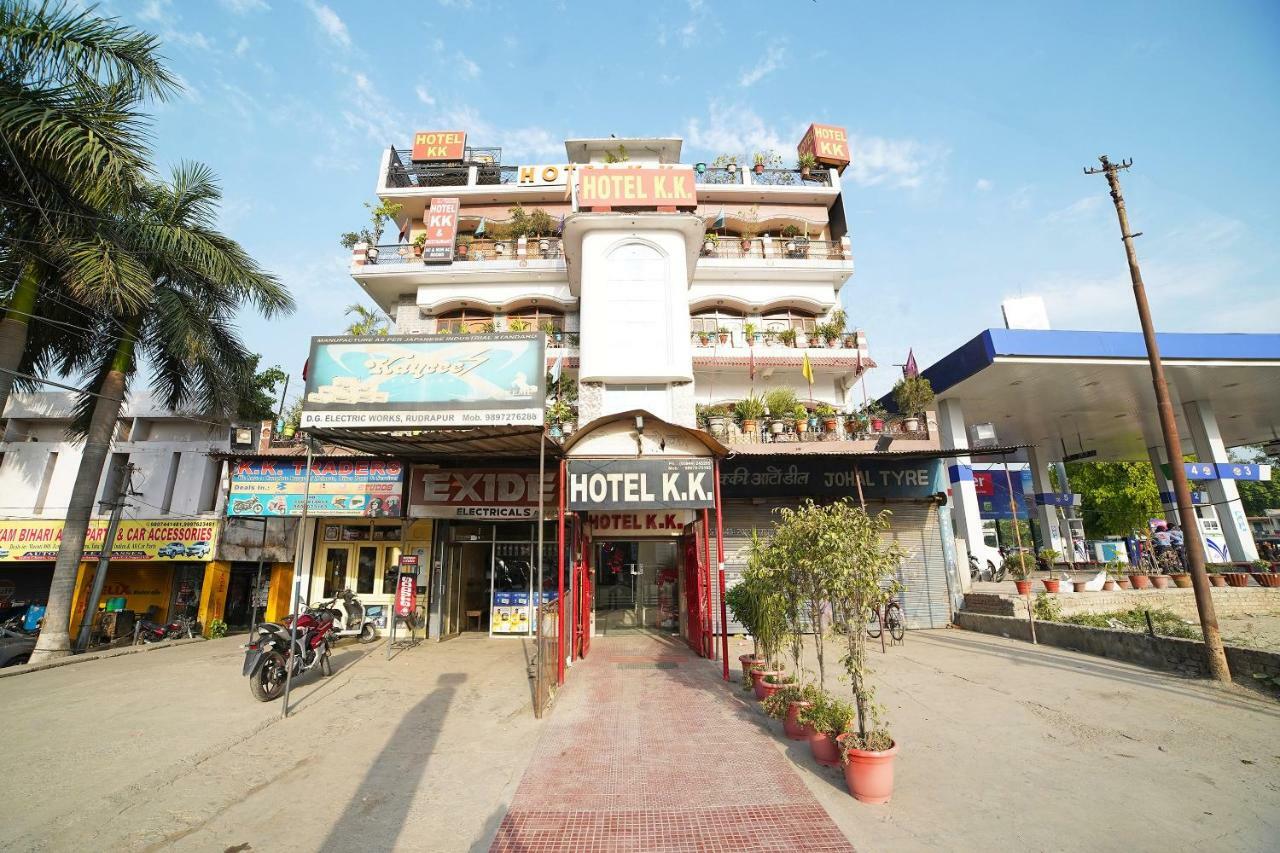 Oyo 39543 Hotel Kk Pantnagar Exteriör bild